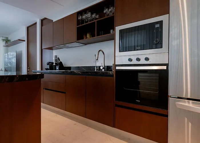 2br Luxury On The 38th With Beachfront Access