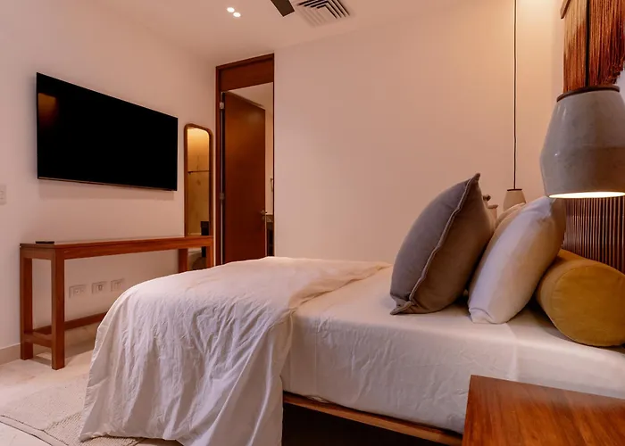 2br Luxury On The 38th With Beachfront Access Apartamento